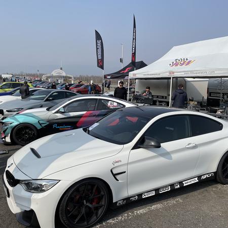 BMW ///M Day včera, v pátek 18.3. na autodromu v Mostě.
•••
Šenkýř...