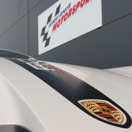 Porsche 992 GT3 u nás dostalo matný transparentní...