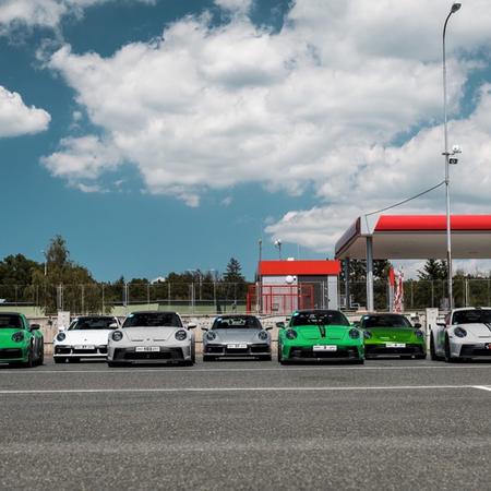 Porsche 992 corner” na trackday akci Šenkýř Motorsport v Brně...