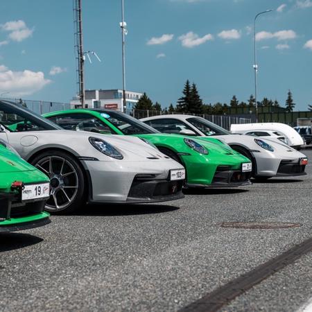 Porsche 992 corner” na trackday akci Šenkýř Motorsport v Brně...