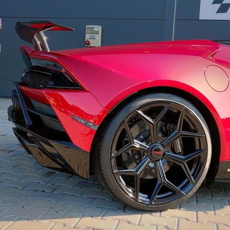 Individualizace pro Lamborghini Huracán EVO RWD Spyder...