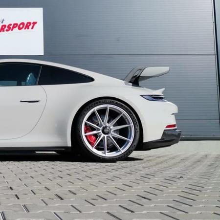 Kovaná kola pro 911 GT3 (992) exkluzivně u nás v Šenkýř Motorsport....