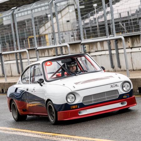 Automotodrom Brno Exclusive Oldtimer Trackday 27.9.2022 … a jeden...