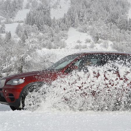 Jako tradičně organizujeme i tuto zimu náš oblíbený “Snowdriving...