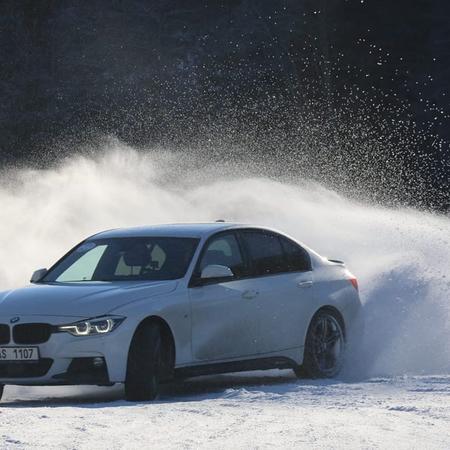 Snowdriving Experience 2023 ☀️❄️
Den 9 je za námi a další dvě...