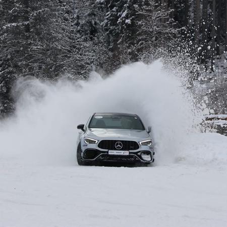 Snowdriving Experience 2023 ☀️❄️
Den 10-11 a další skupina už...