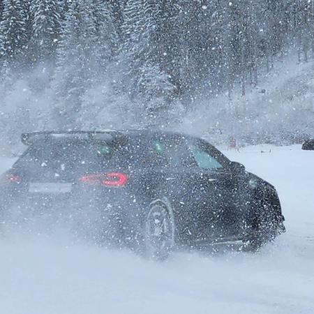 Snowdriving Experience 2023 ☀️❄️
Den 10-11 a další skupina už...