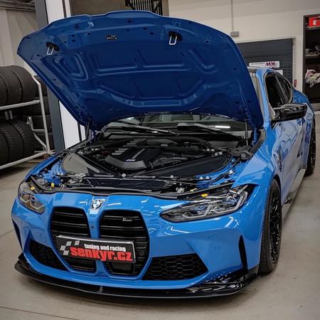 Laděné karbonové sání Armaspeed pro BMW M4 Competition nahrazuje...