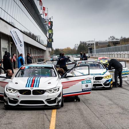 Povedlo se… a moc! Včerejší první letošní trackday Šenkýř Motorsport...