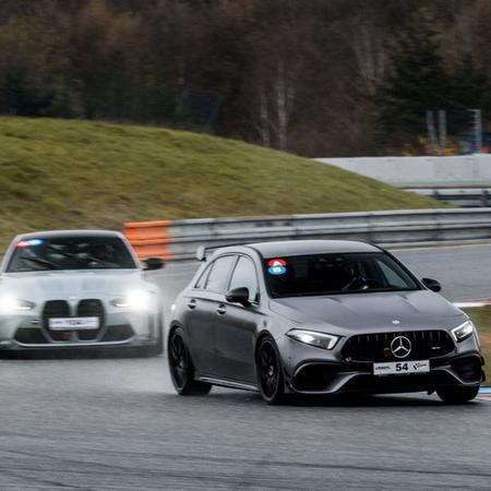 Povedlo se… a moc! Včerejší první letošní trackday Šenkýř Motorsport...