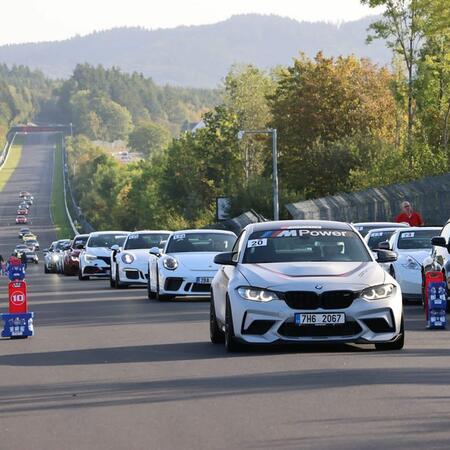 Nurburgring Nordschleife - poslední letos a zase skvělá. 3 skupiny,...