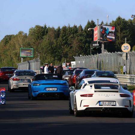 Nurburgring Nordschleife - poslední letos a zase skvělá. 3 skupiny,...