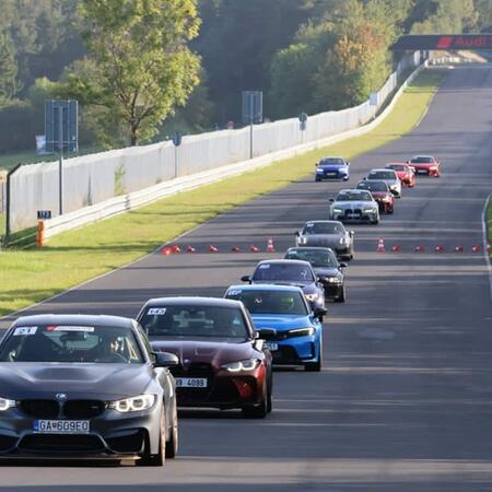 Nurburgring Nordschleife - poslední letos a zase skvělá. 3 skupiny,...