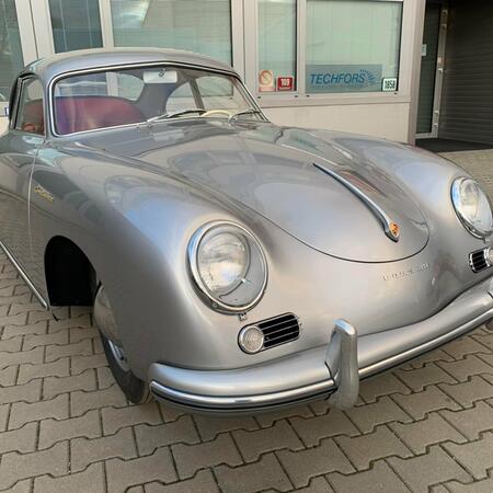 Porsche 356 PRE-A Continental (1955) Ojedinělý kus mezi přihlášenými...