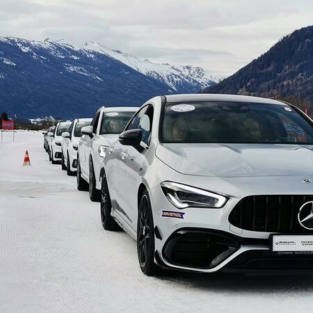 Příliš horko? ☀️ Jestli to pomůže, myslete už na Snowdriving...