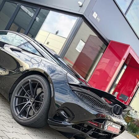 Dramatický McLaren 750 S jsme doplnili o sadu Power Stage...