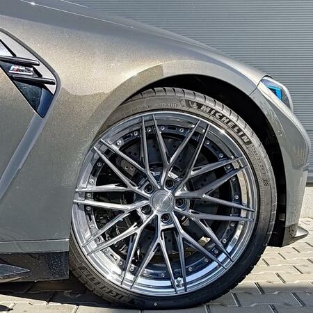 Další BMW M3 Touring si přijel pro svou porci individualizace.
Tento...