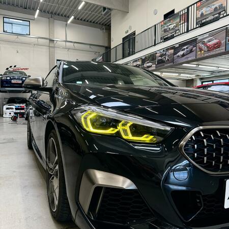 Žluté LED moduly denního svícení ve stylu modelů CS/CSL...