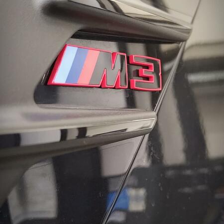 Montáž sportovních pružin KW HAS do sedanu BMW M3 CS. U těchto...