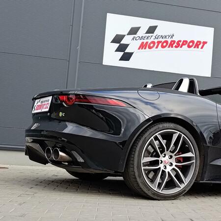 5-litrový Jaguar F-Type R z doby před-OPF-kové od nás dostal...