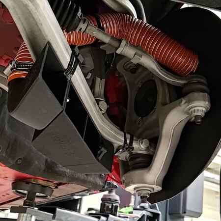 V rámci rozsáhlejšího projektu jsme do Audi R8 V10 instalovali...