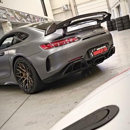 V další fázi úprav kupé Mercedes-AMG GT-R jsme se zaměřili...