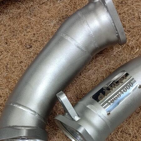 Instalujeme bestseller - výfuk dÄHLer HP do BMW X5 M 60i.
Pro...