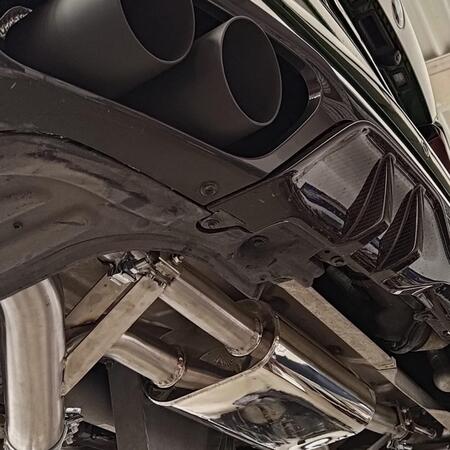 Instalujeme bestseller - výfuk dÄHLer HP do BMW X5 M 60i.
Pro...