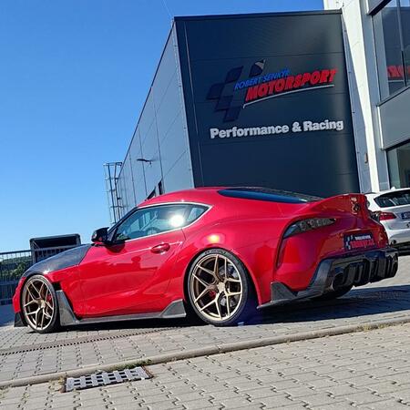 U krásného projektu Toyota Supra 3,0, který je velkým koníčkem...