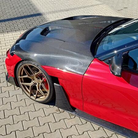 U krásného projektu Toyota Supra 3,0, který je velkým koníčkem...