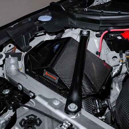 Sady laděného sání Armaspeed jsme si oblíbili především...