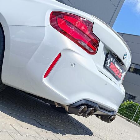 Sportovní výfuk Akrapovič Slip-On Line rozšířený o středové...