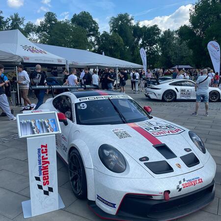 Šenkýř Motorsport & Automobilová slavnost Legendy. Praha...