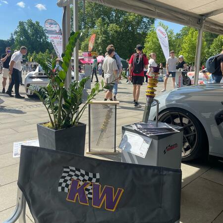 Šenkýř Motorsport & Automobilová slavnost Legendy. Praha...