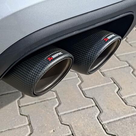 Nový Porsche Cayenne 536.2 se zabydlel na českém trhu a...