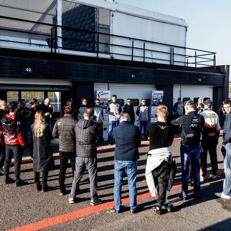 V pátek 04.04. začala na Autodromu v Mostě další trackday...