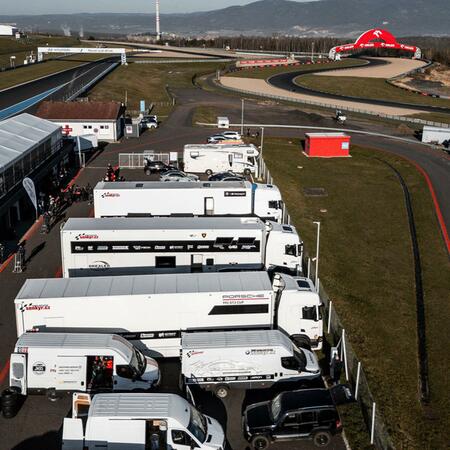 V pátek 04.04. začala na Autodromu v Mostě další trackday...