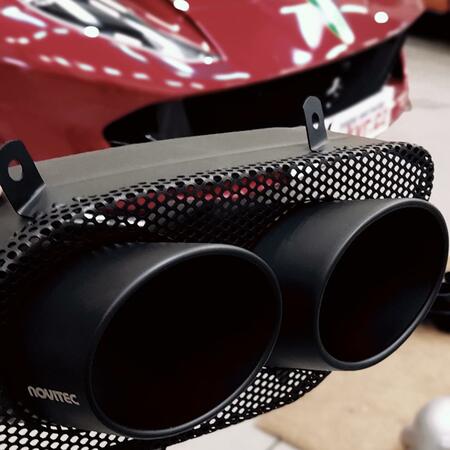 Instalace výfuku Novitec do Ferrari 812 GTS. Sounds gooood!🎼...